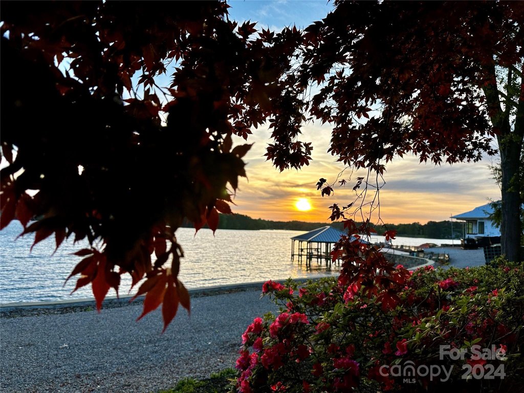 122 Stone Point Court