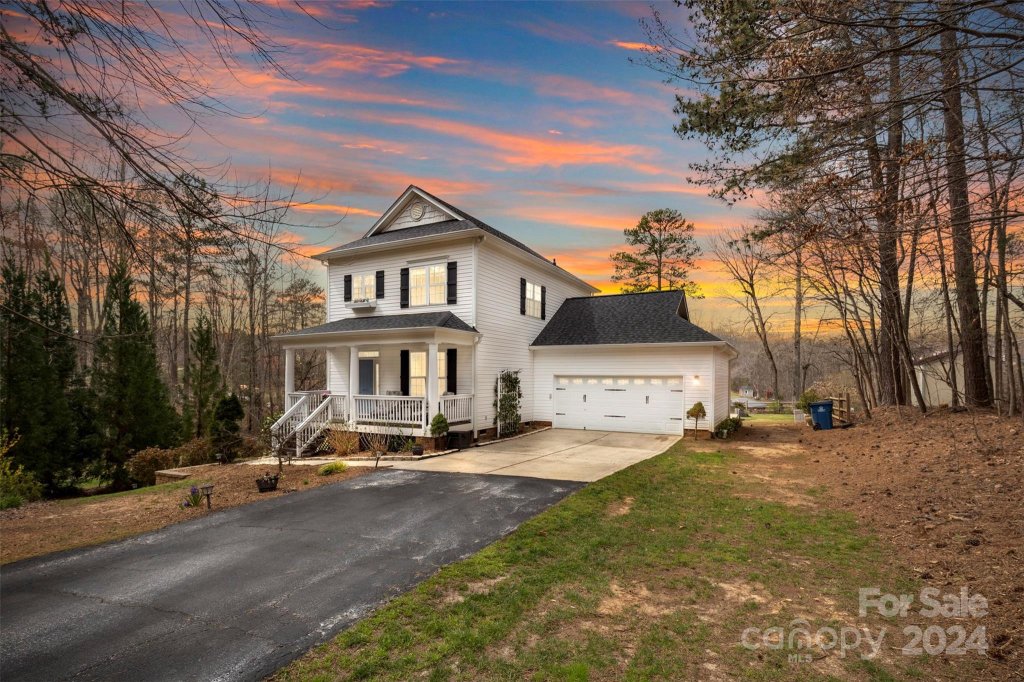 3631 Lake Bluff Drive