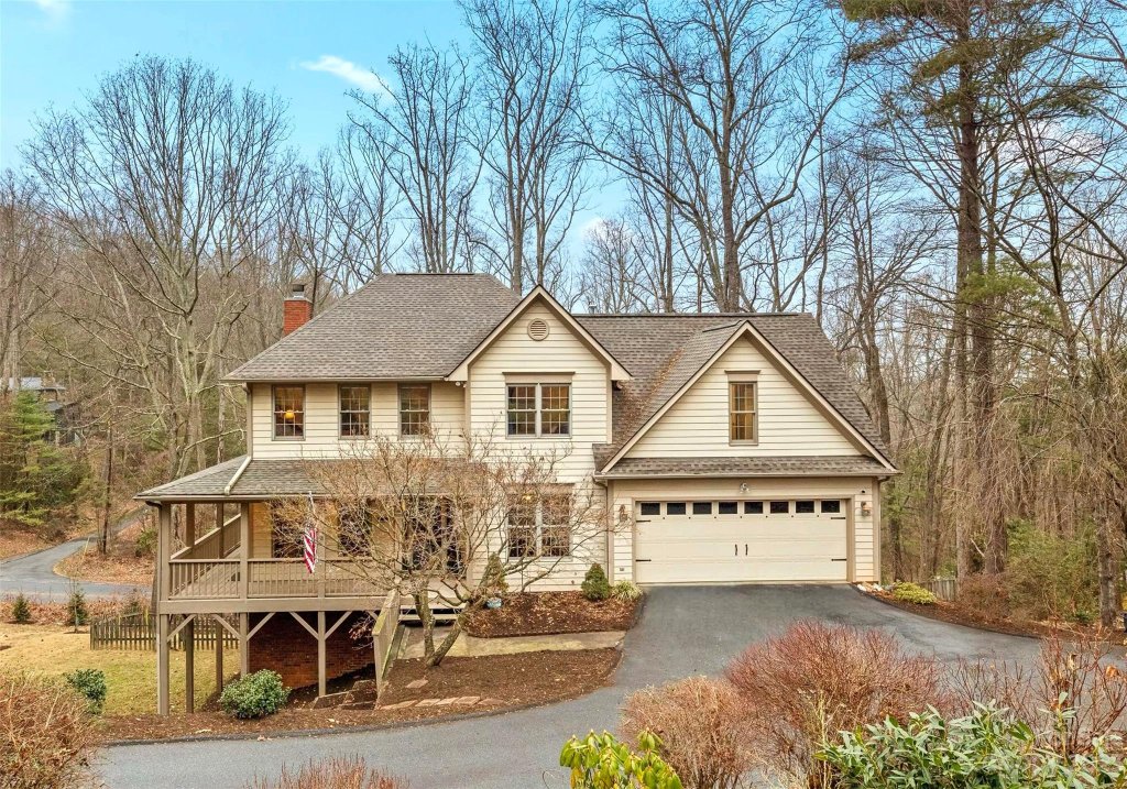 102 Galloway Drive