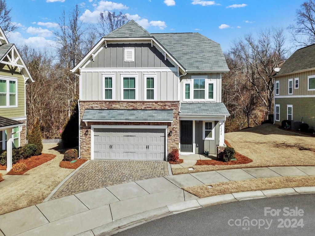 15218 Sapphire Hill Lane