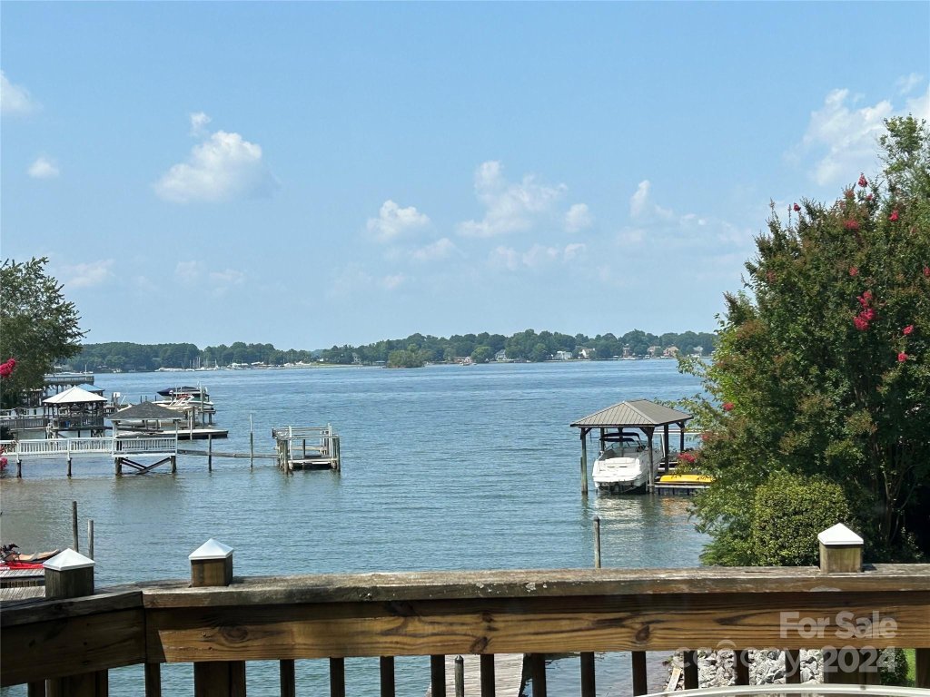22351 Country Club Lane