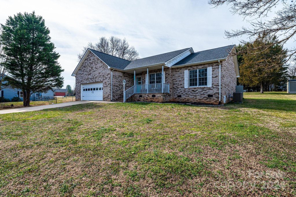 2085 Evergreen Drive