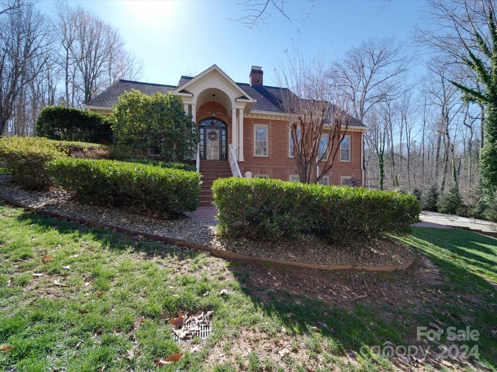 657 Chadbourne Avenue