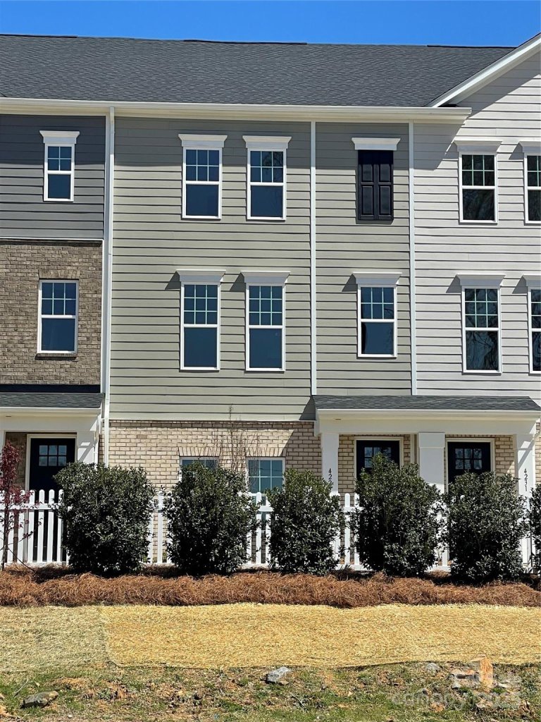 4229 S New Hope Road 11