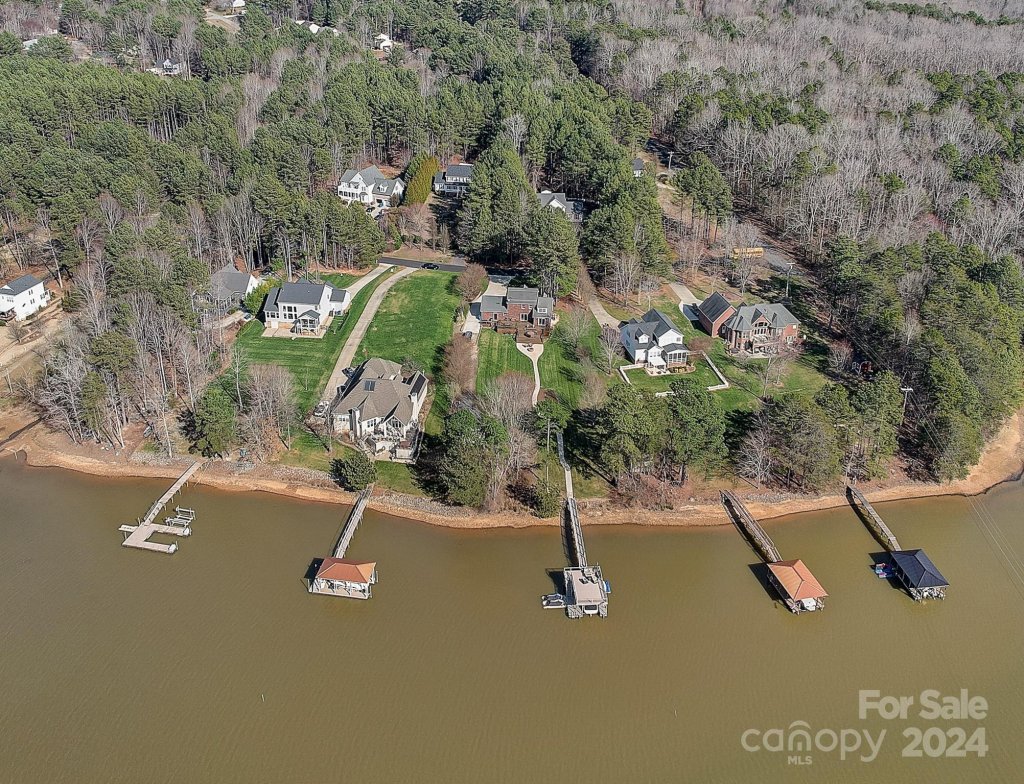 3665 Lake Bluff Drive