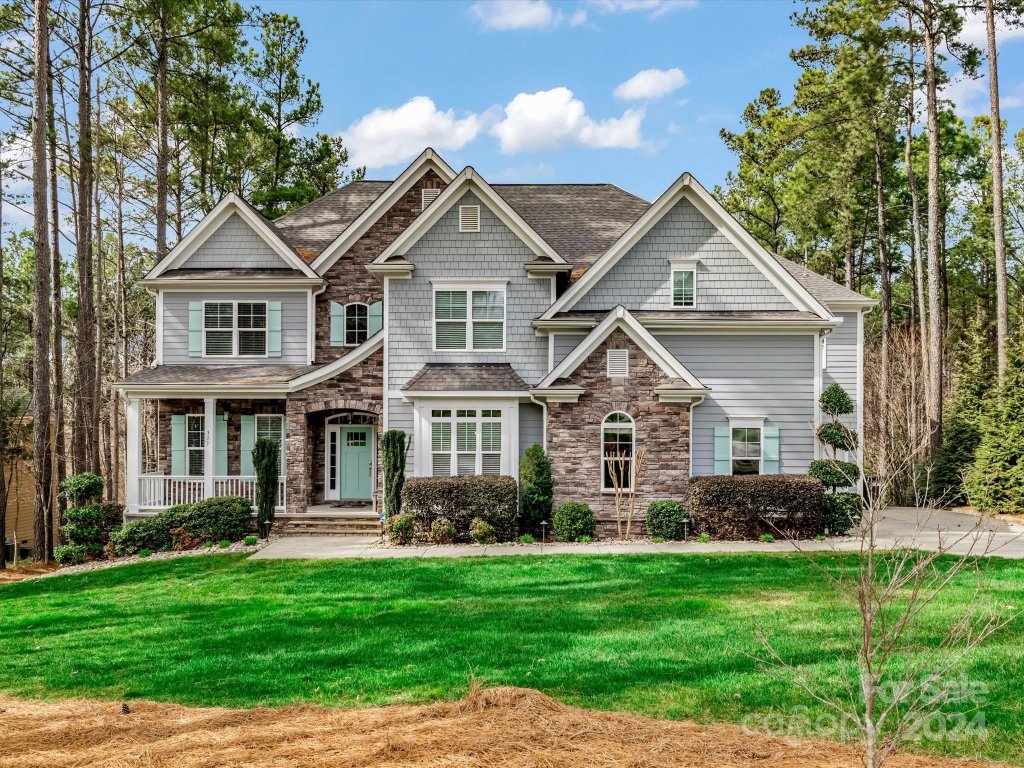 311 Cove Creek Loop