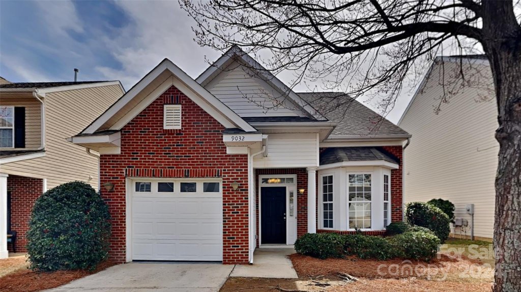 9032 Holland Park Lane