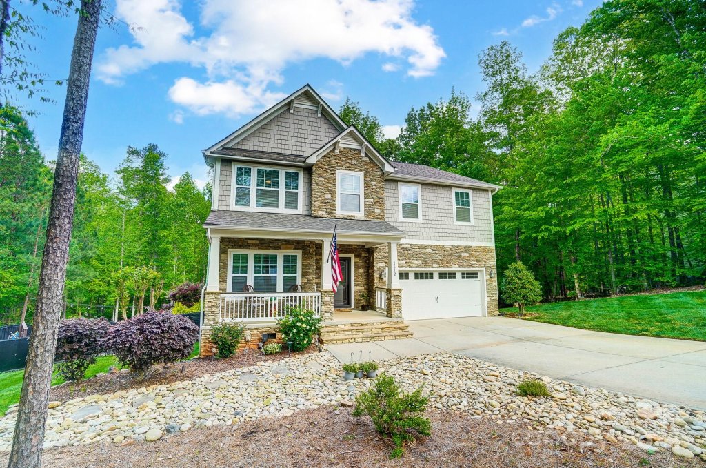 1612 Springfield Drive