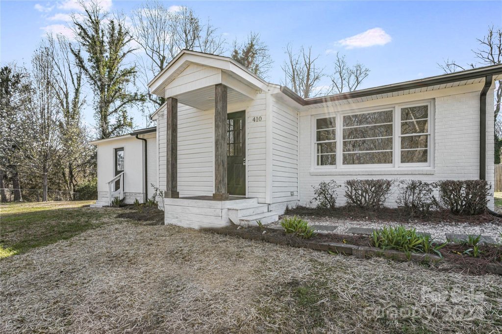 410 Holly Hills Road