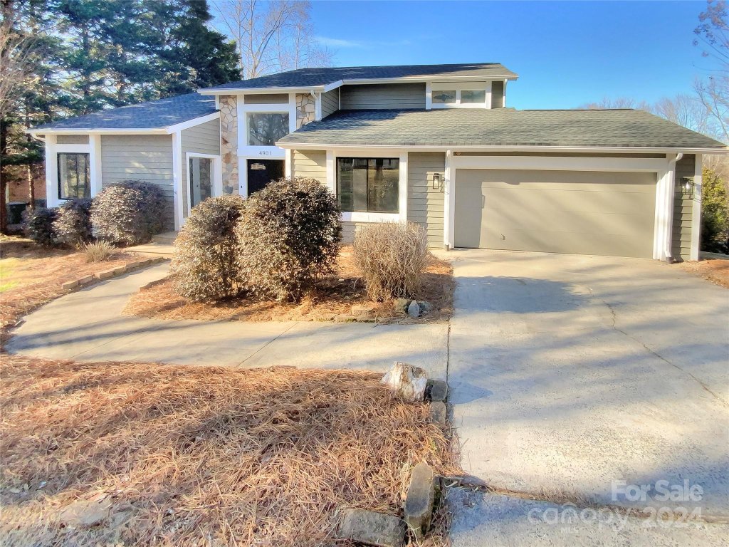 4901 Lindstrom Drive