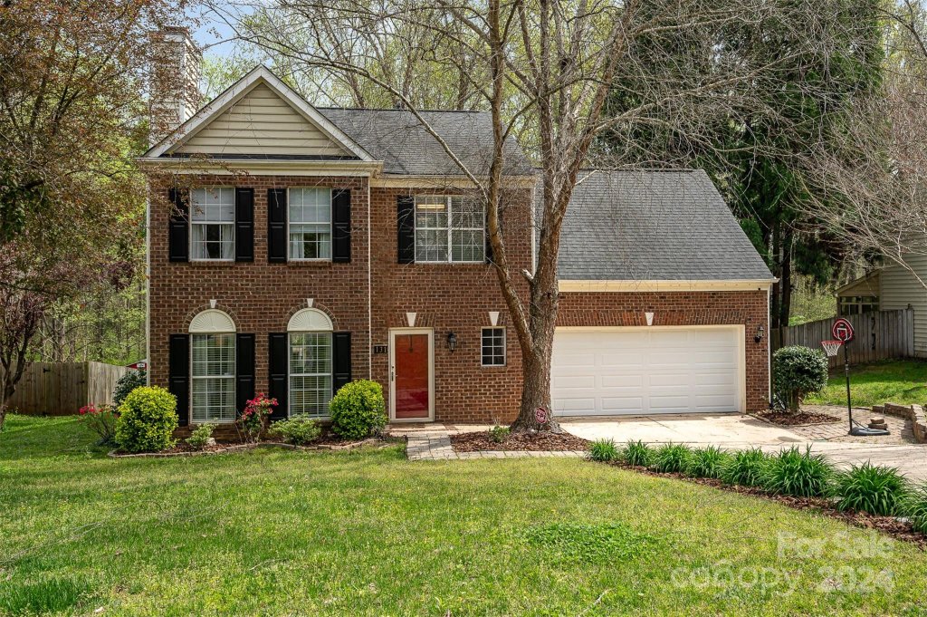 131 Creekside Drive