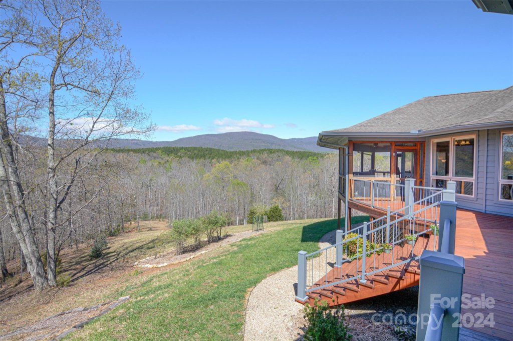 2123 Parkway North Road