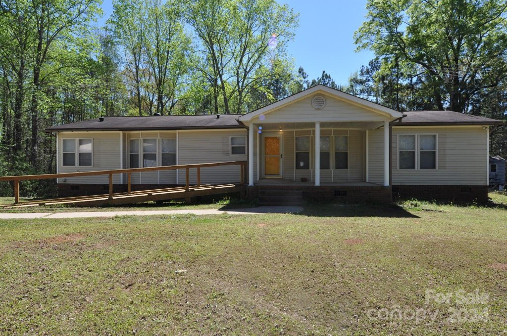 1646 Madison Road 22