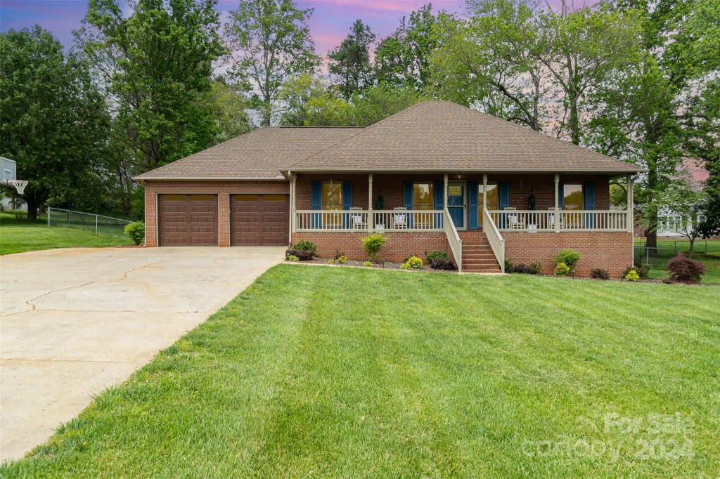 2737 Prince Drive