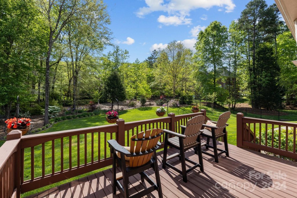 5028 Hidden View Drive