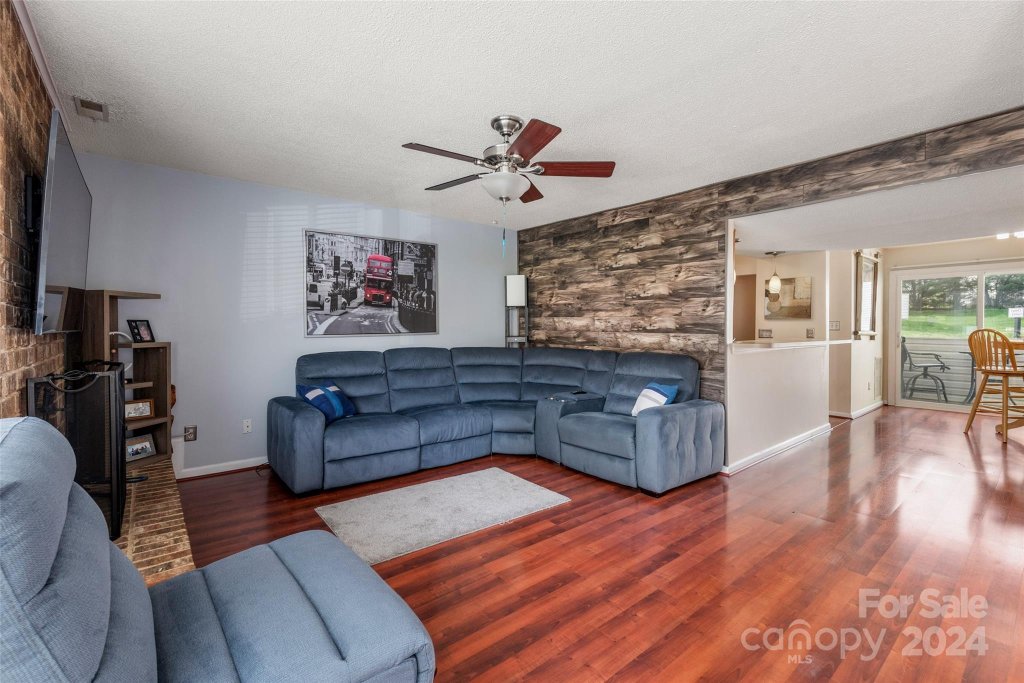 10965 Carmel Crossing Road