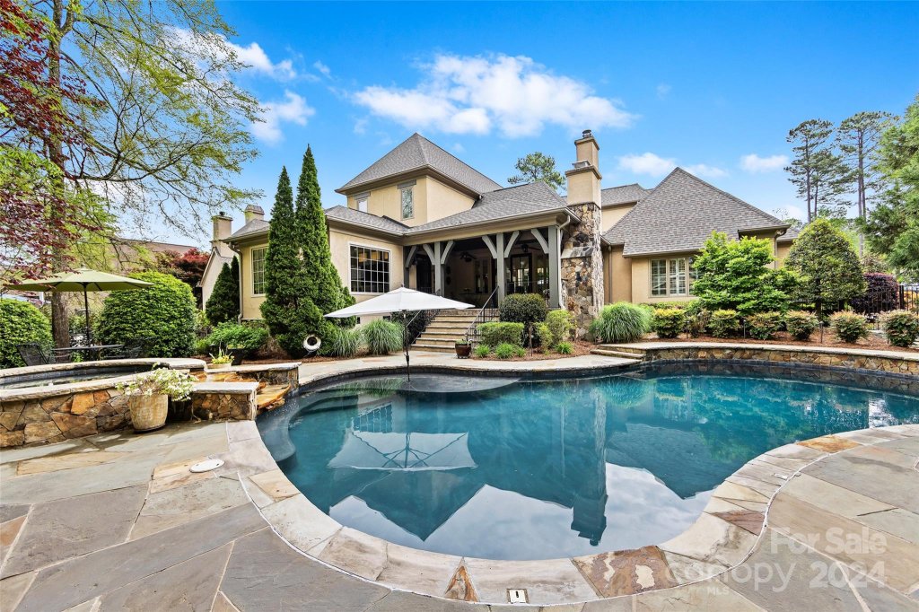 9015 Pine Laurel Drive