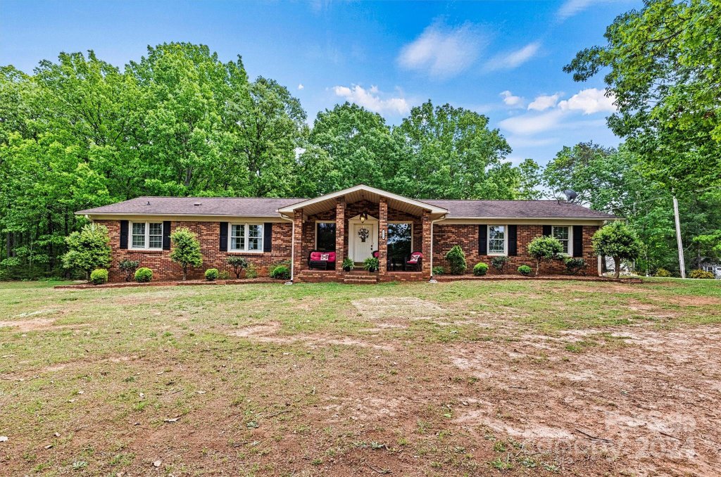 5374 E Nc 150 Highway