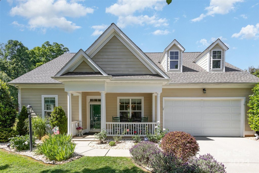 612 Adams Ridge Drive