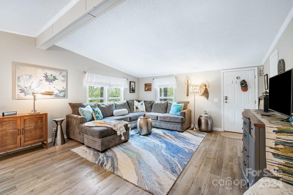 21 Timbers Edge Lane