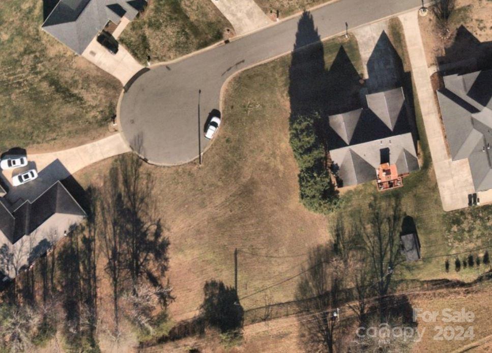 1512 Northcliff Drive