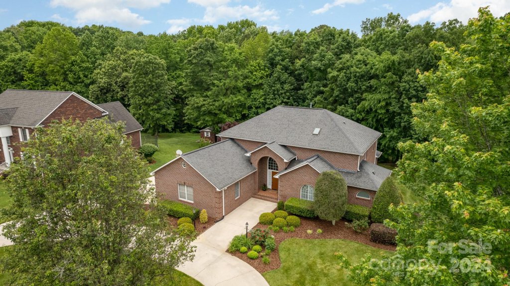 214 Stone Ridge Drive