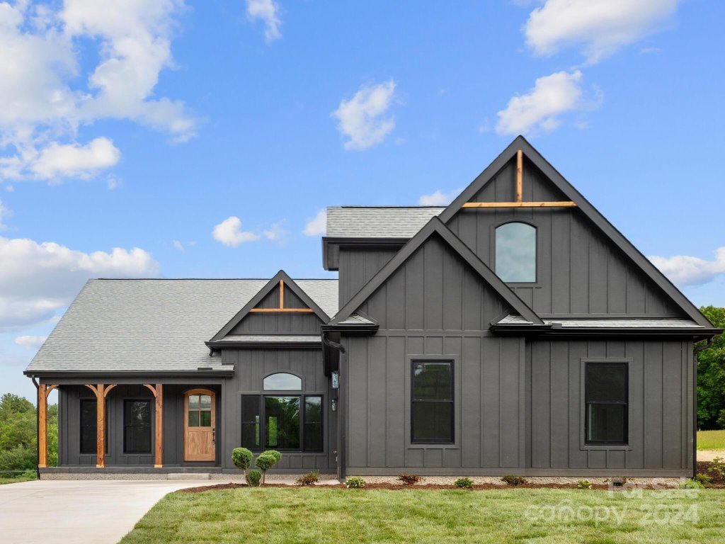 212 Thistle Ridge Court