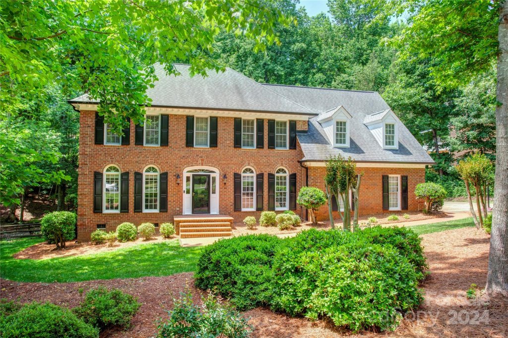 3809 Bellingham Lane