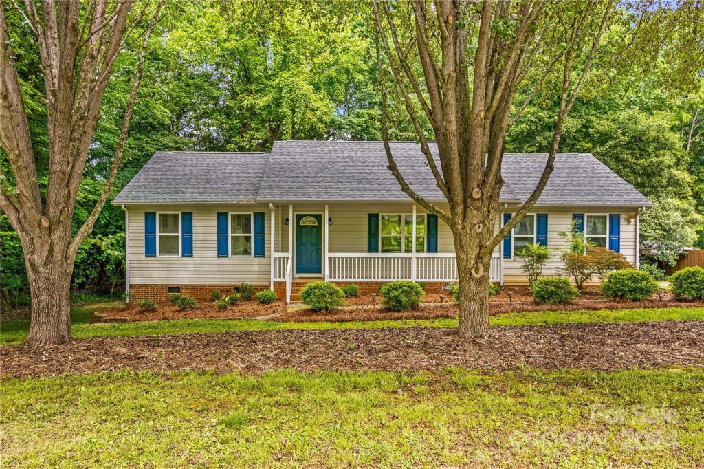 111 Seagrove Lane 75