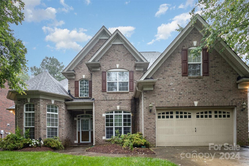 1007 Wadsworth Lane