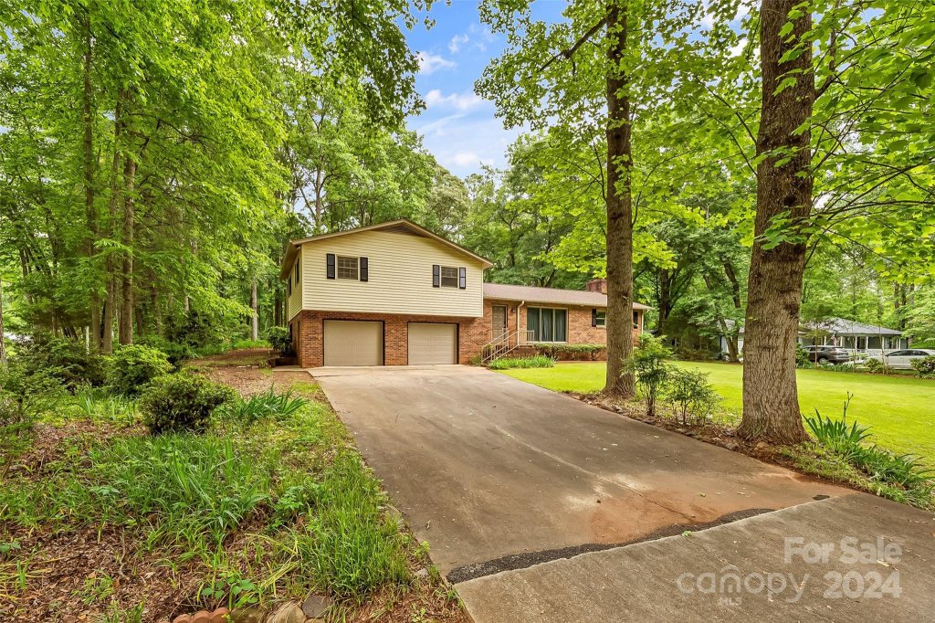 1090 Mcalway Court