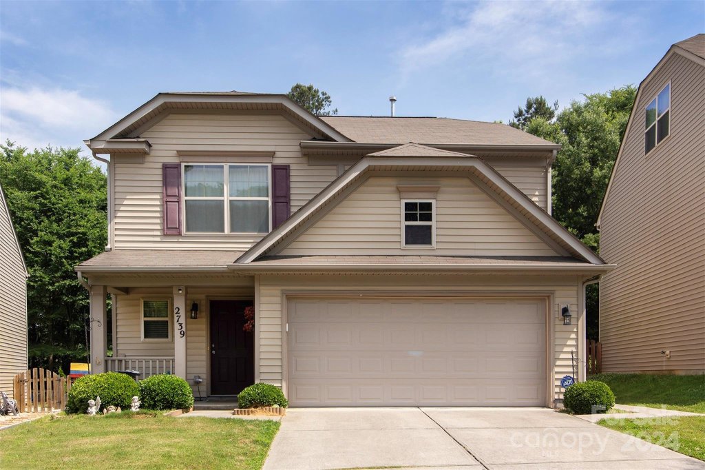 2739 Old House Circle