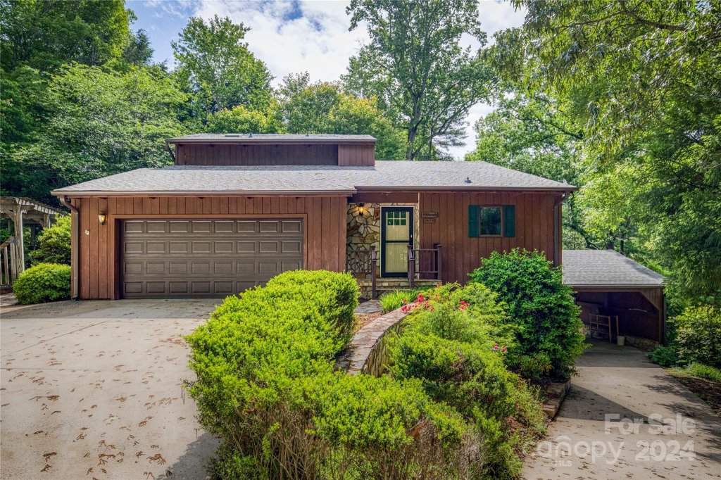 1473 Robinhood Drive