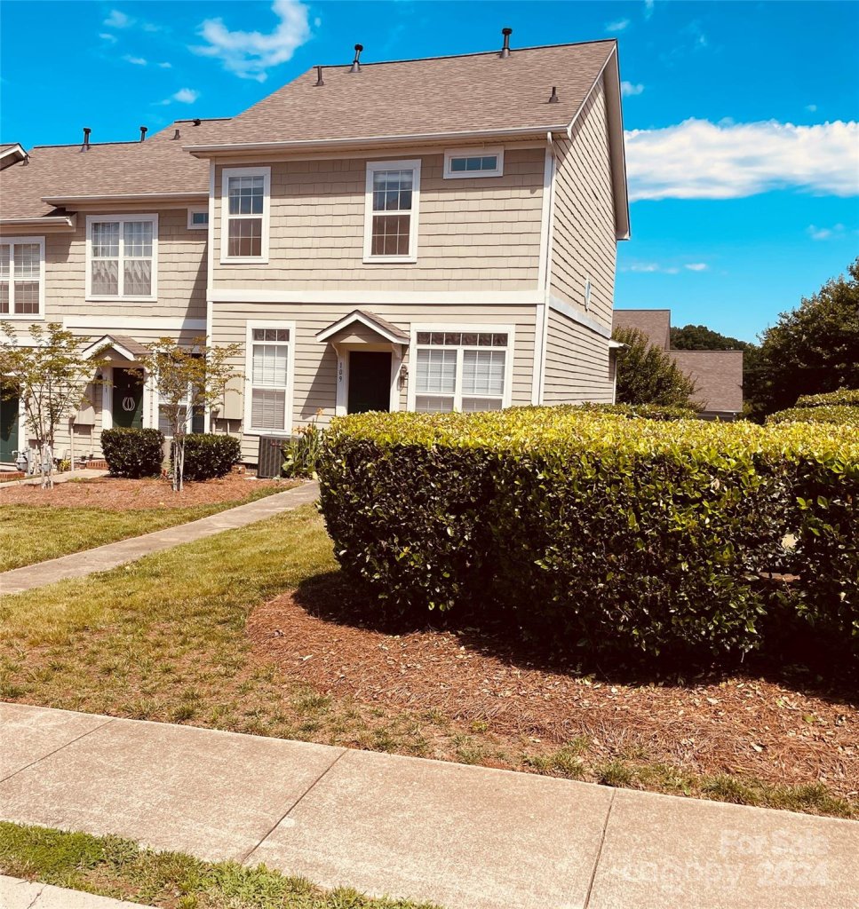 109 Woodsong Lane 38