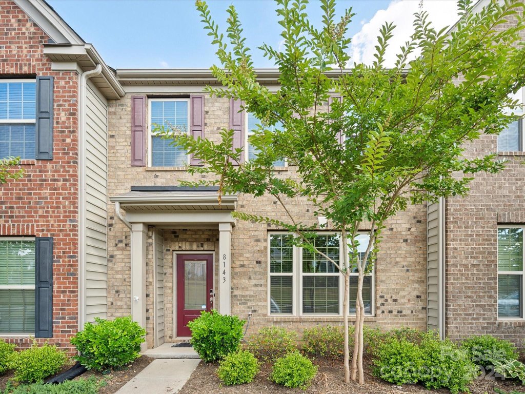 8143 English Clover Lane