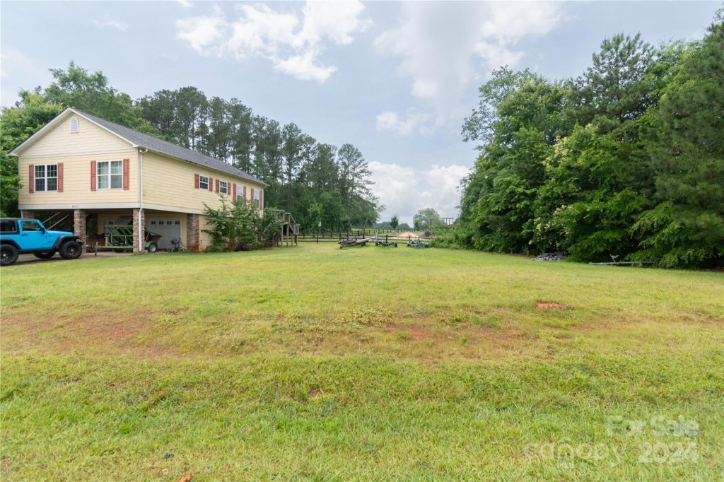 00 Wood Land Drive 46/47
