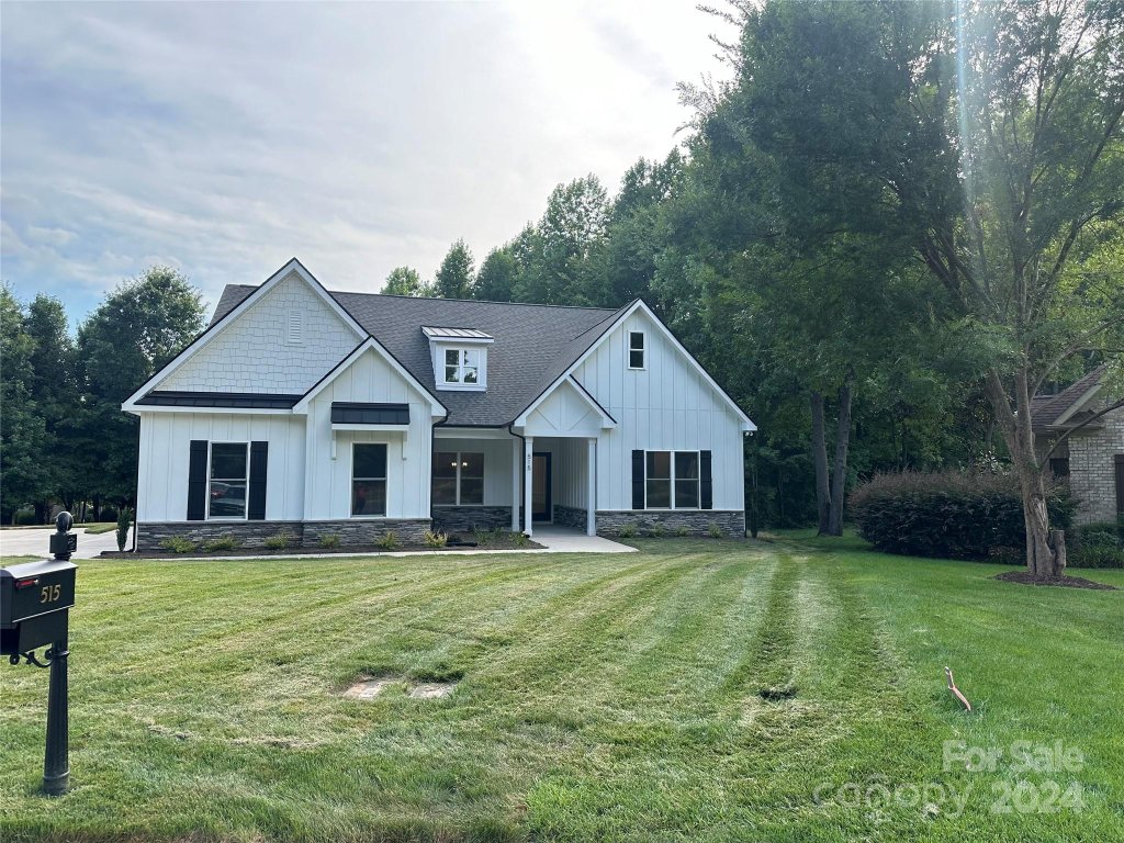 515 Hagen Court