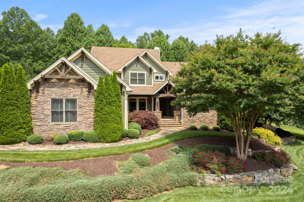 328 Shipman Parkway