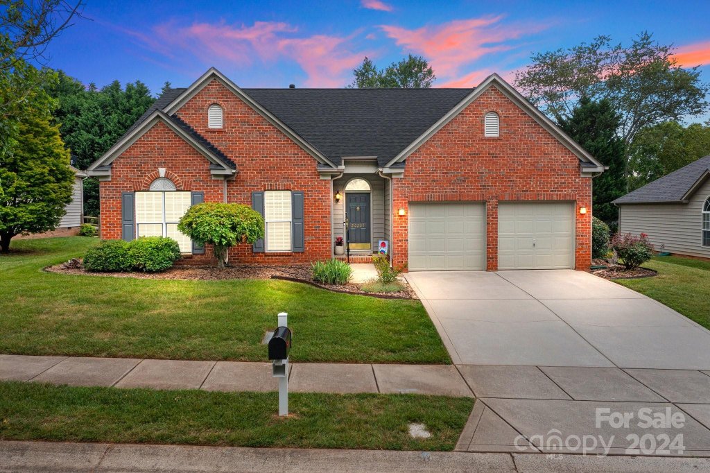 20305 Backcourse Lane