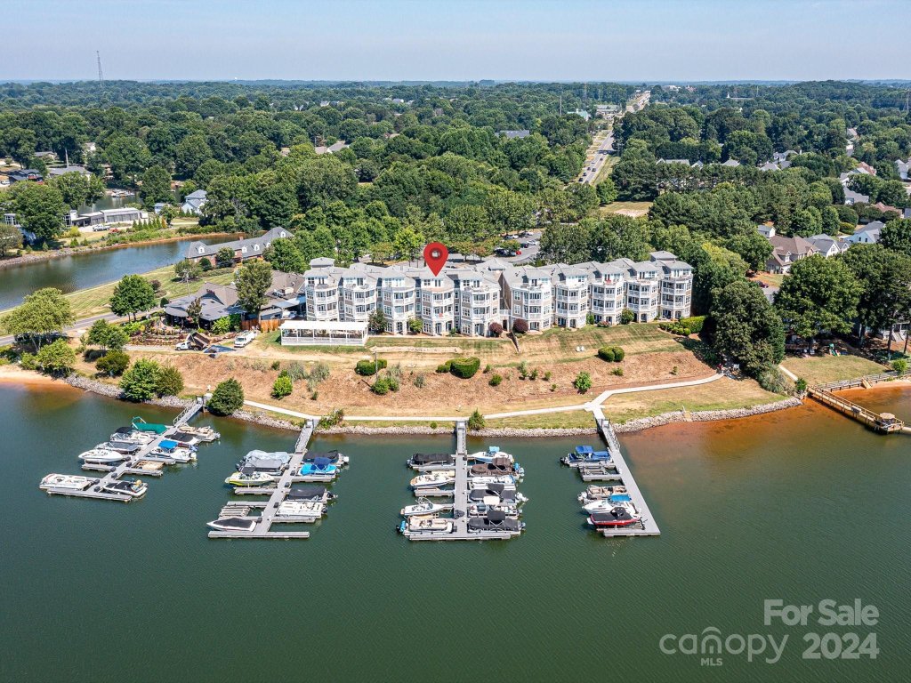 637 Williamson Road 303