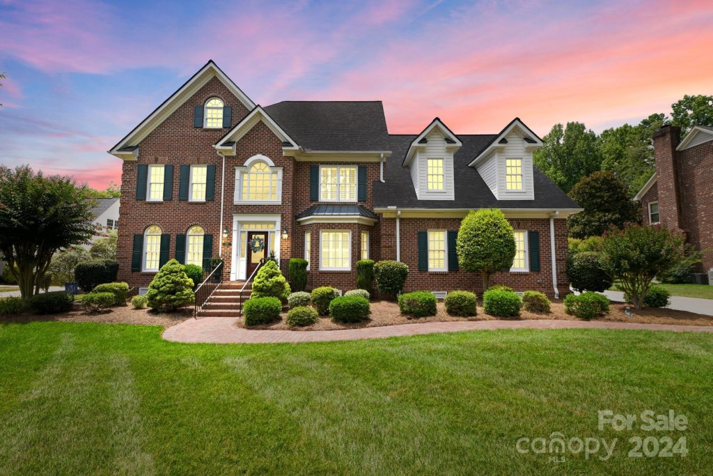 633 Peace Haven Road