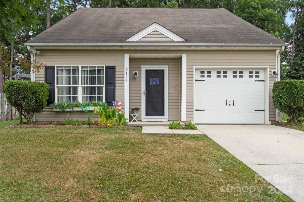 2175 Mallard Pointe Drive