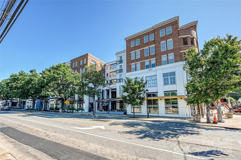 1315 East Boulevard 505