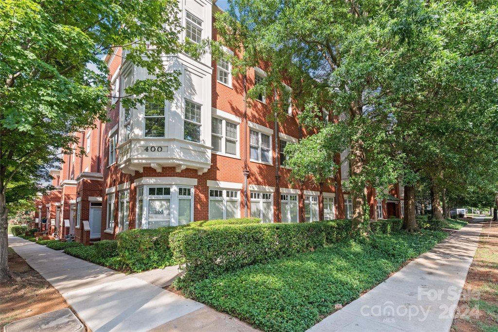 400 Clarice Avenue 335