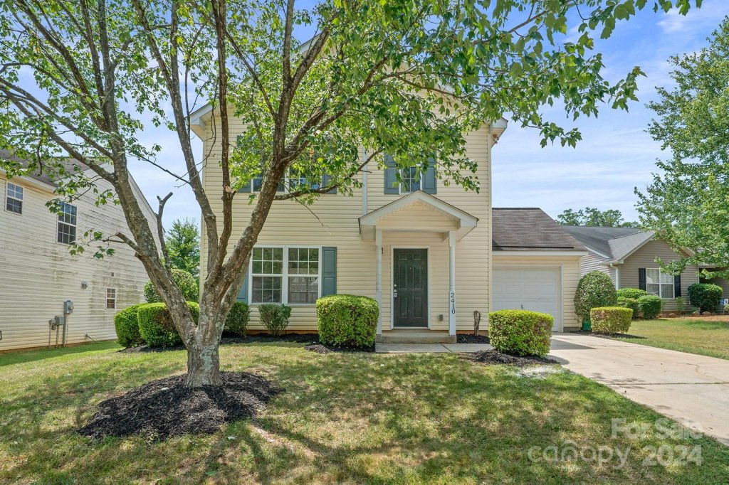 2410 Fairstone Avenue