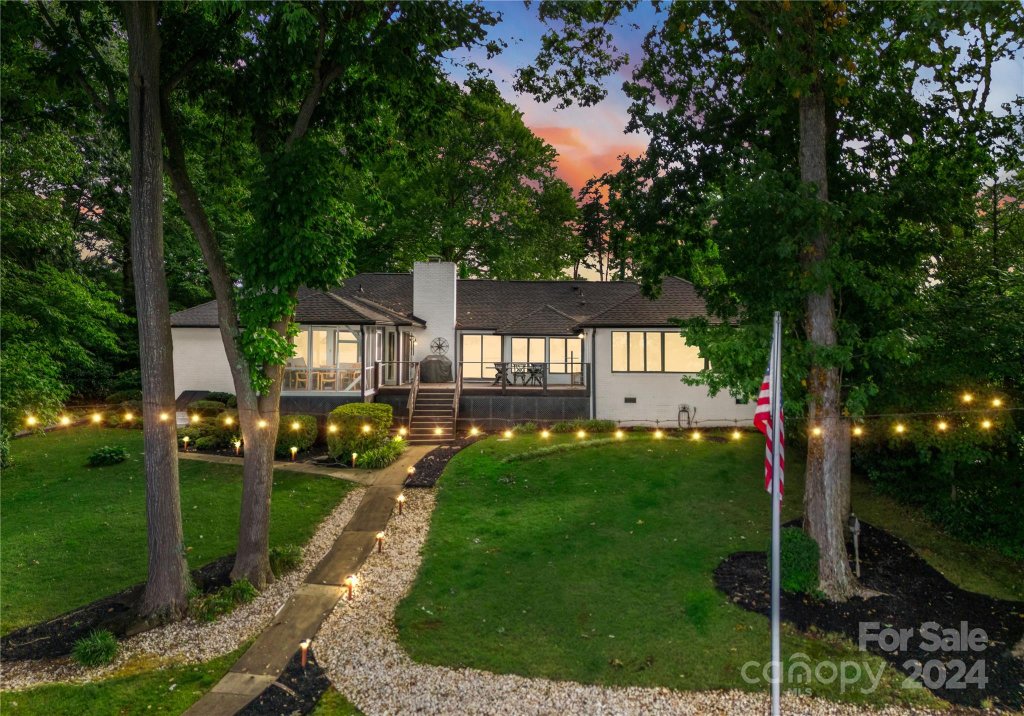 8017 Blue Water Court