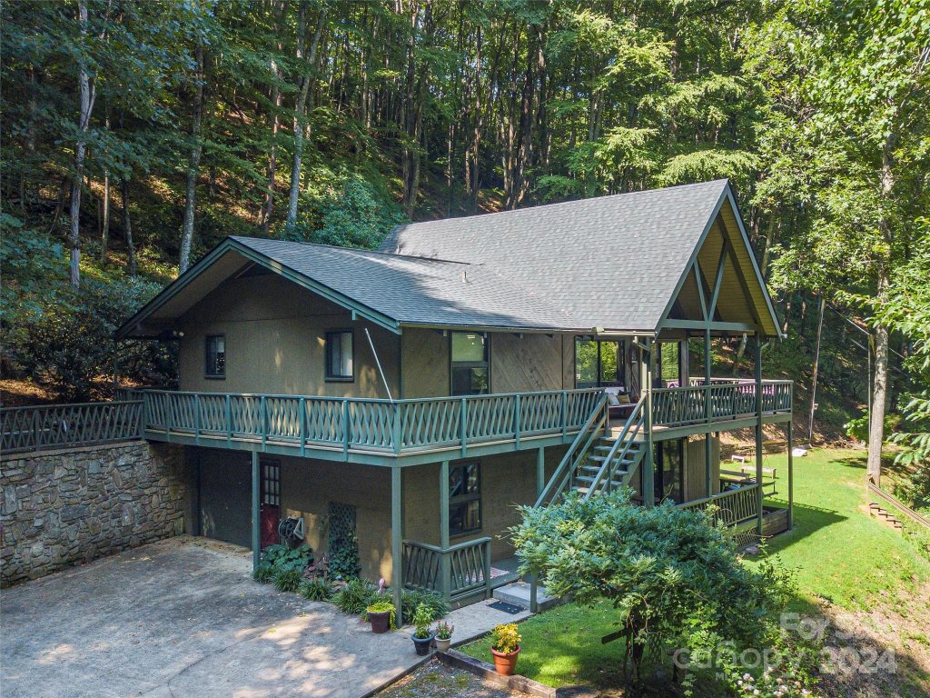 1164 Mount Chalet Road