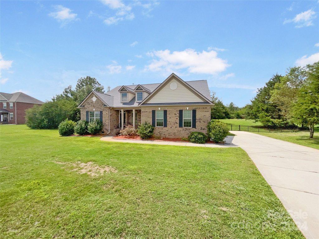 2033 Belle Regal Circle
