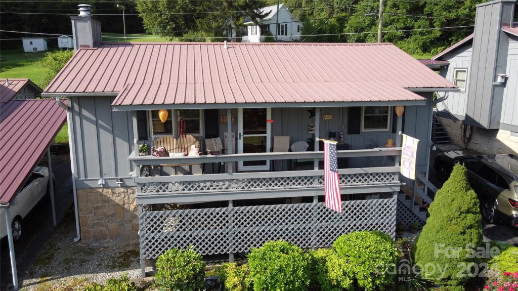 218 Raven Ridge