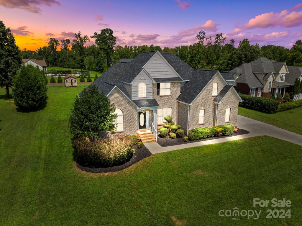1209 S Claiborne Road